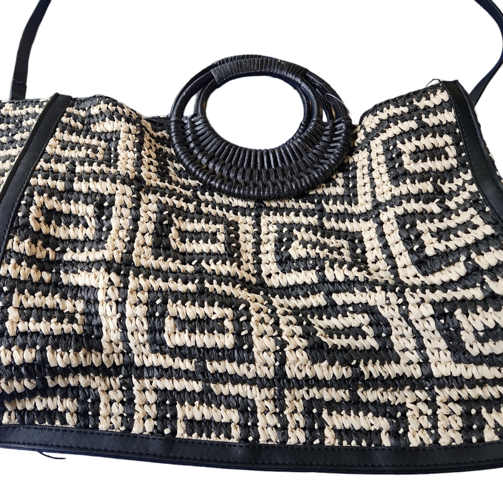 Straw tote